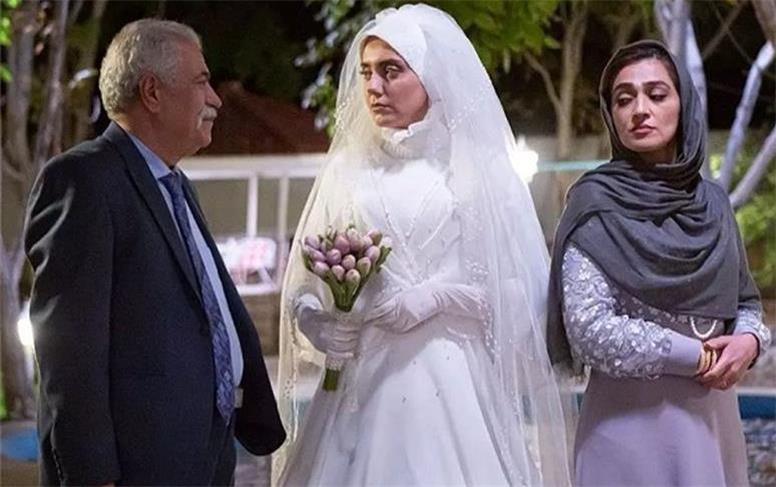 عروسک یا آدمک؟ / نگاه جهانشمول کارگردانی که دیر آمد و زود رفت