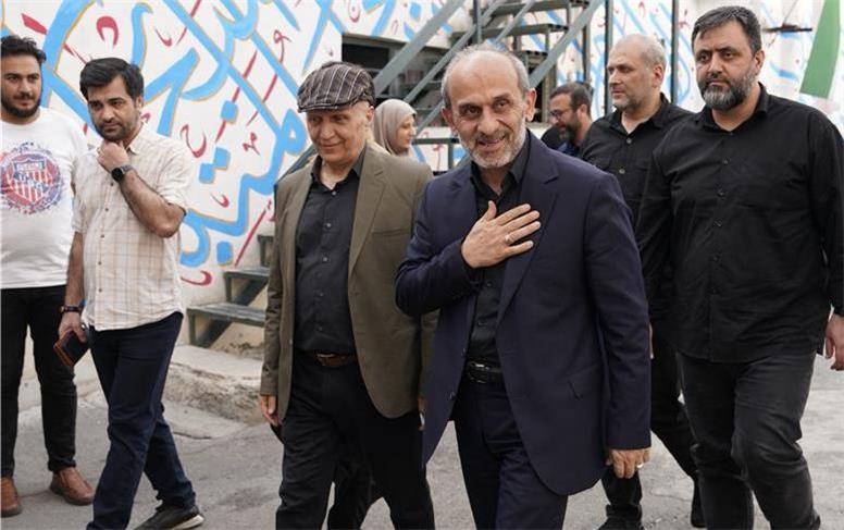 بازدید رئیس و جمعی از معاونین سازمان صدا و سیما از پشت صحنه سریال سبزواران